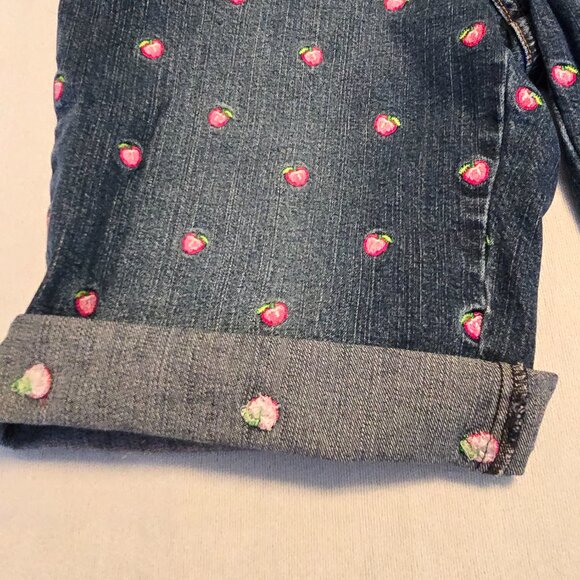 Lilly Pulitzer Women 6 Embroidered Strawberries Stretch Shorts Jean Cut Off - Picture 3 of 16